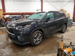 Toyota Highlander 2021