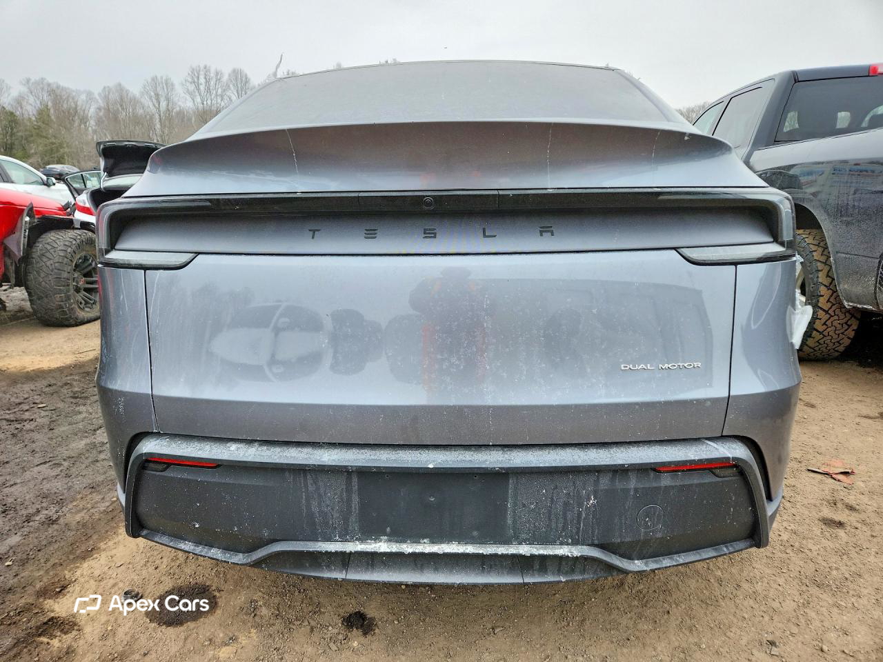 Tesla Model Y 2026