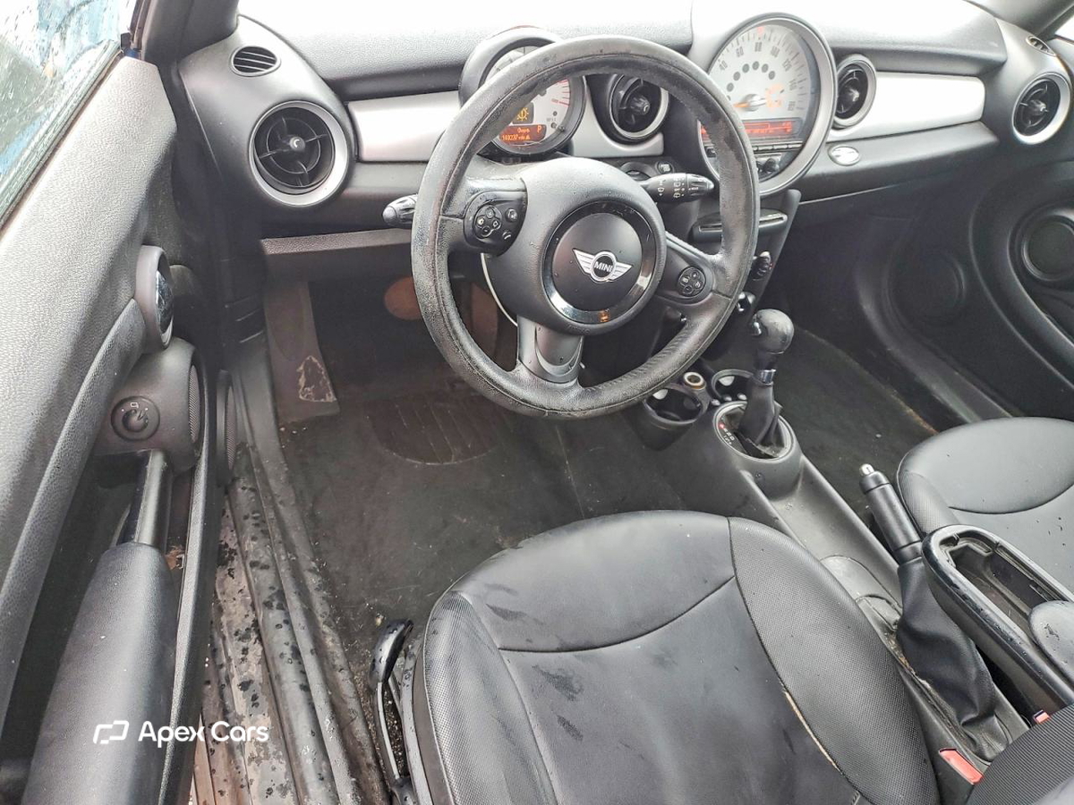 MINI Cooper 2013