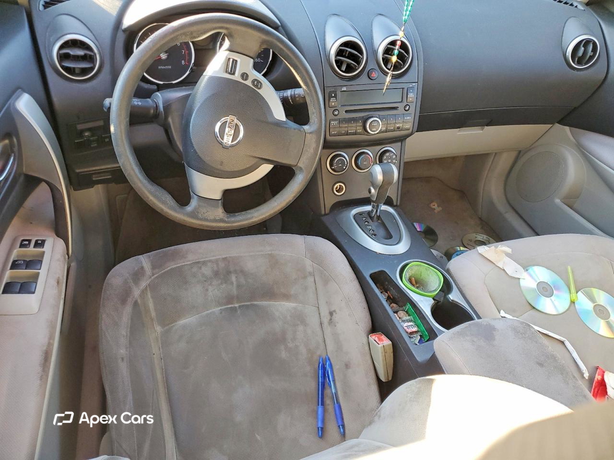 Nissan Rogue 2010