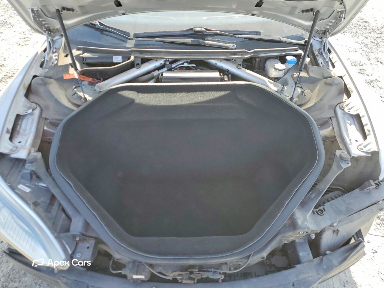 Tesla Model S 2015
