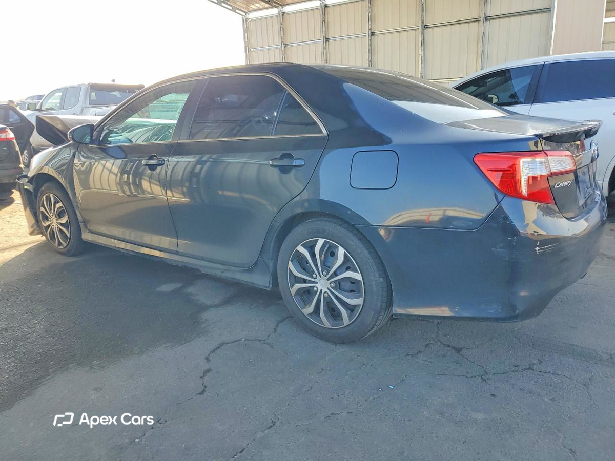 Toyota Camry 2012