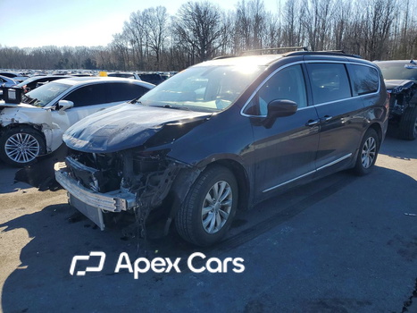 Chrysler Pacifica 2017 - Image 1 of 14