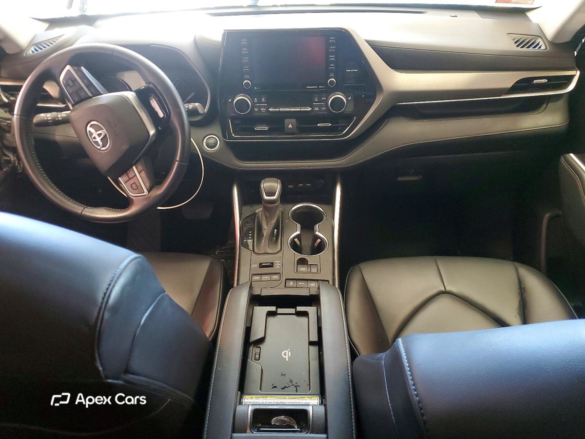 Toyota Highlander 2021