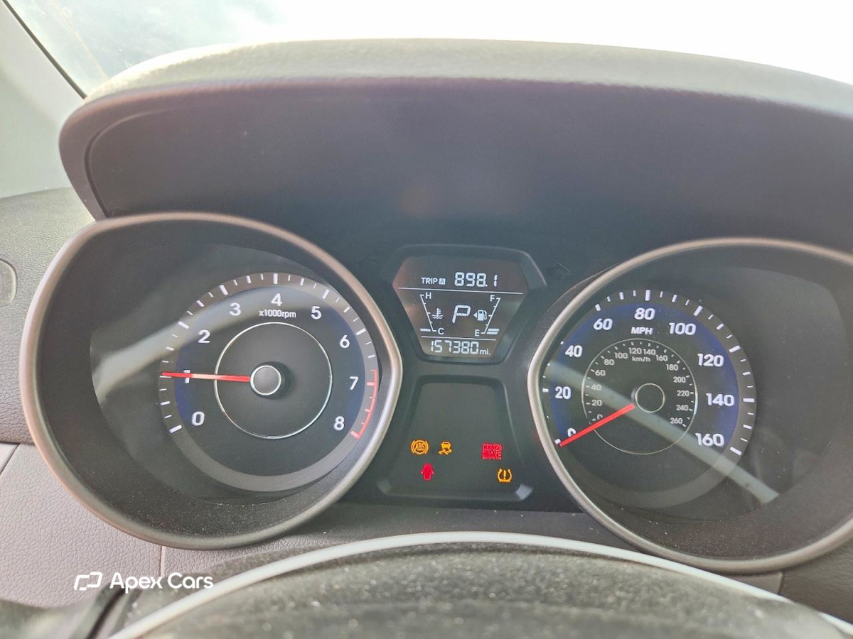 Hyundai Elantra 2014