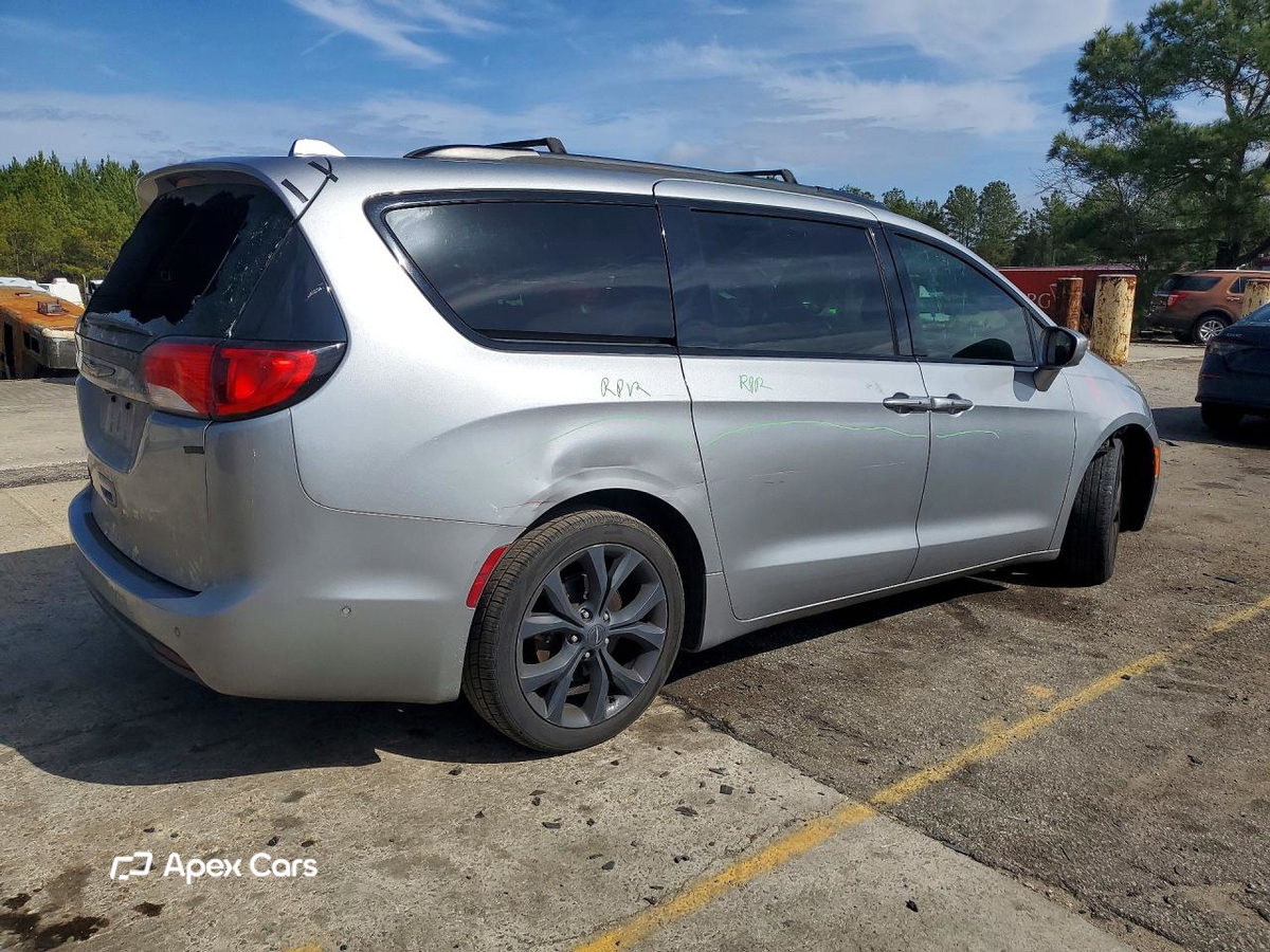 Chrysler Pacifica 2018