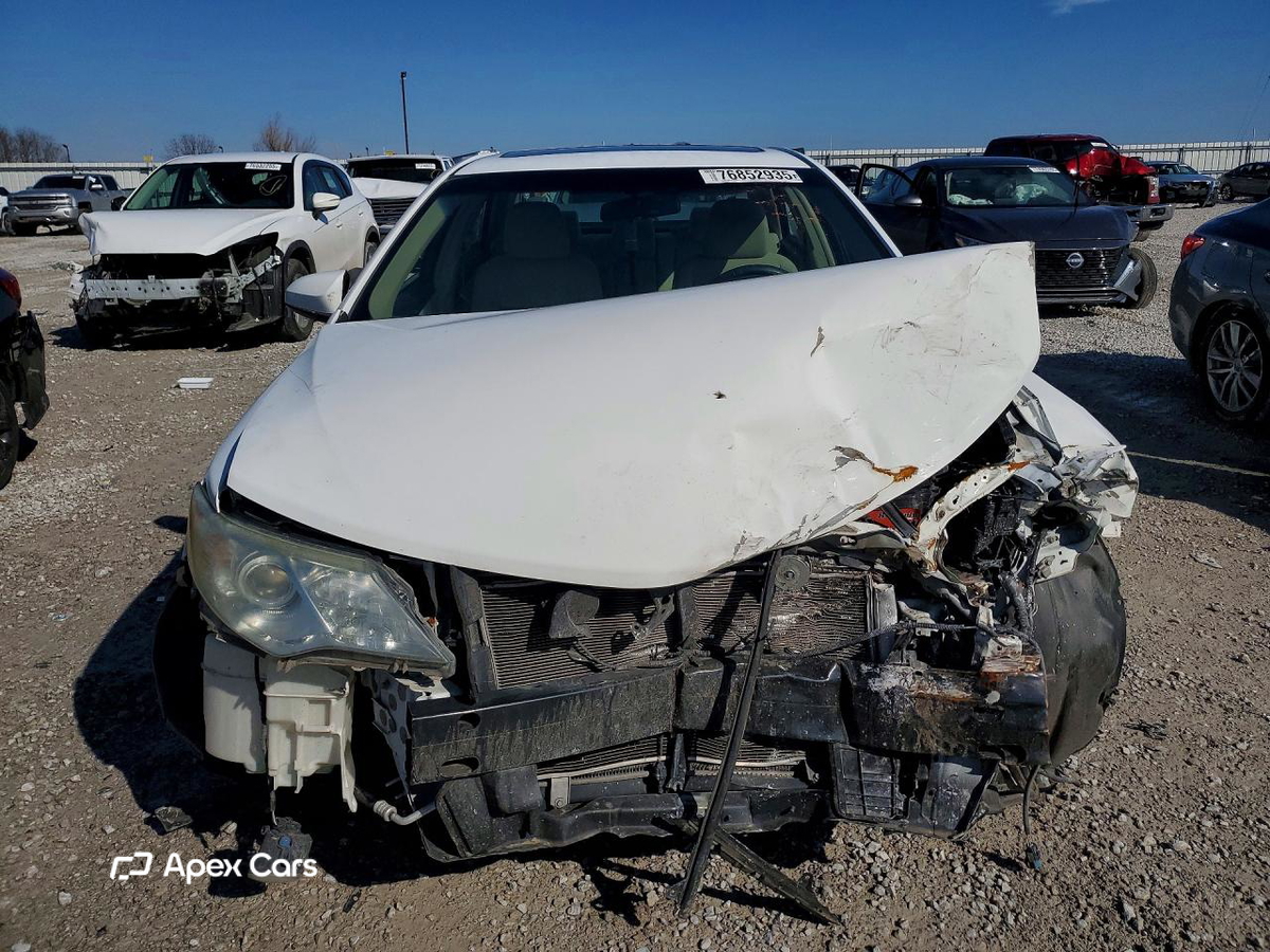 Toyota Camry 2012