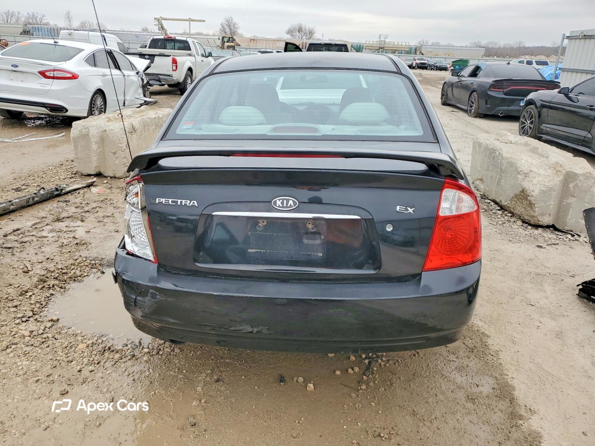 Kia Spectra 2005
