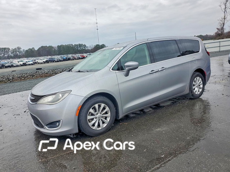 Chrysler Pacifica 2018 - Image 1 of 14