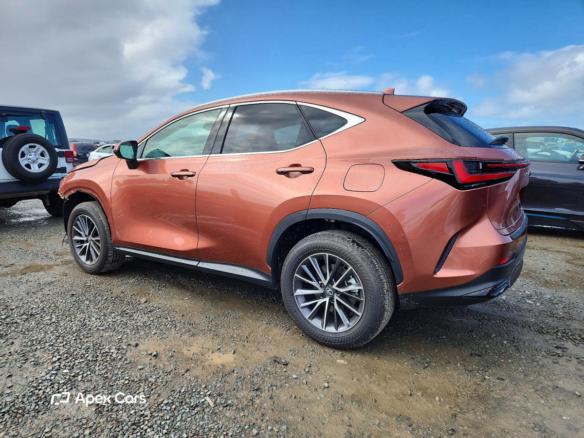 Lexus NX 2026