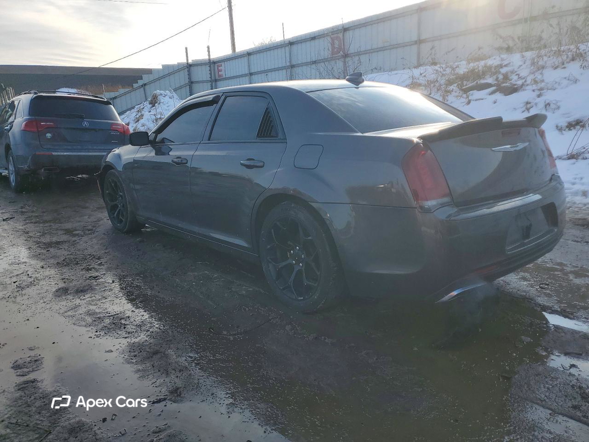 Chrysler 300 2016