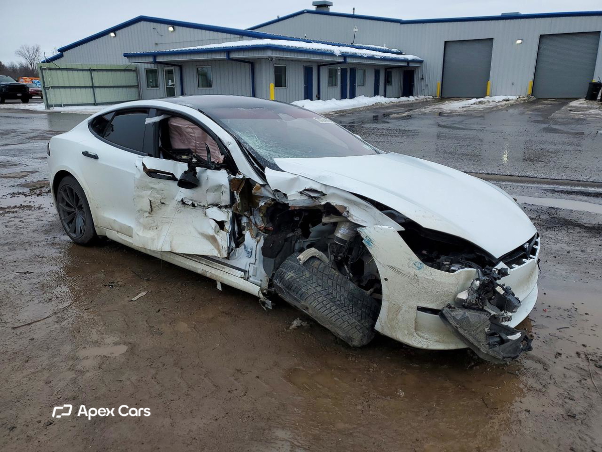 Tesla Model S 2022