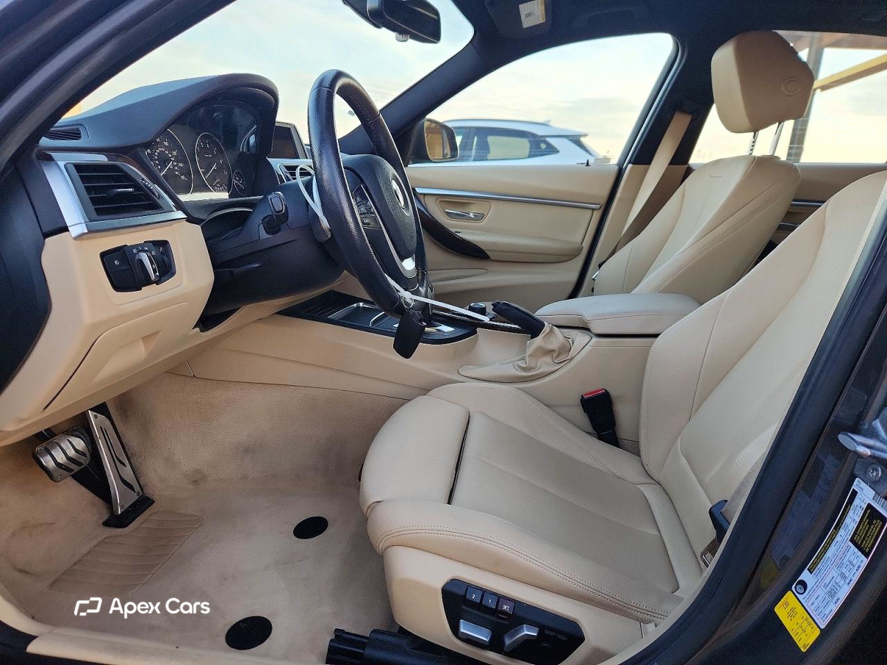 BMW Series 3 2016