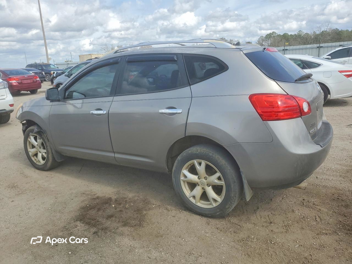 Nissan Rogue 2010