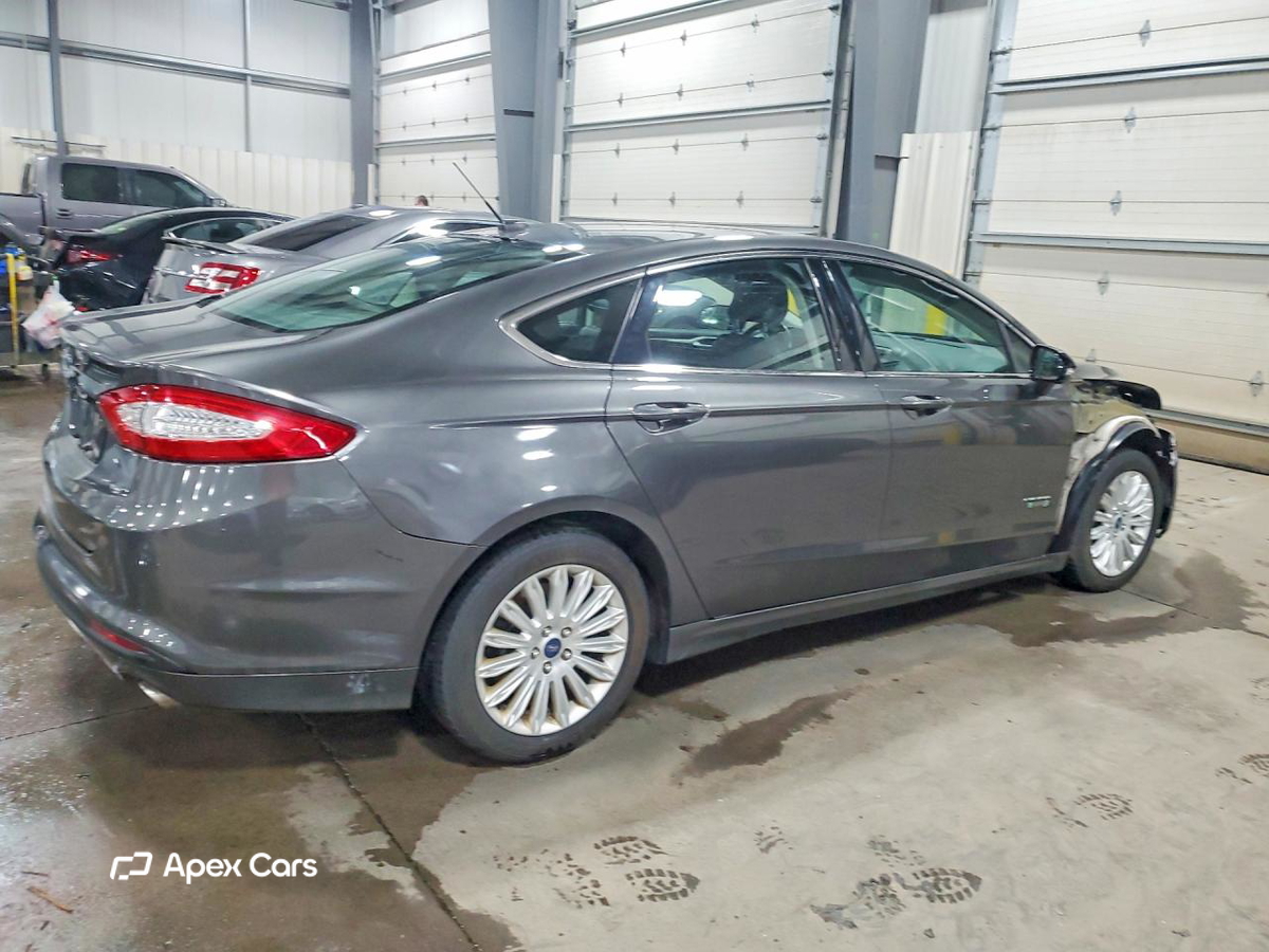 Ford Fusion 2016