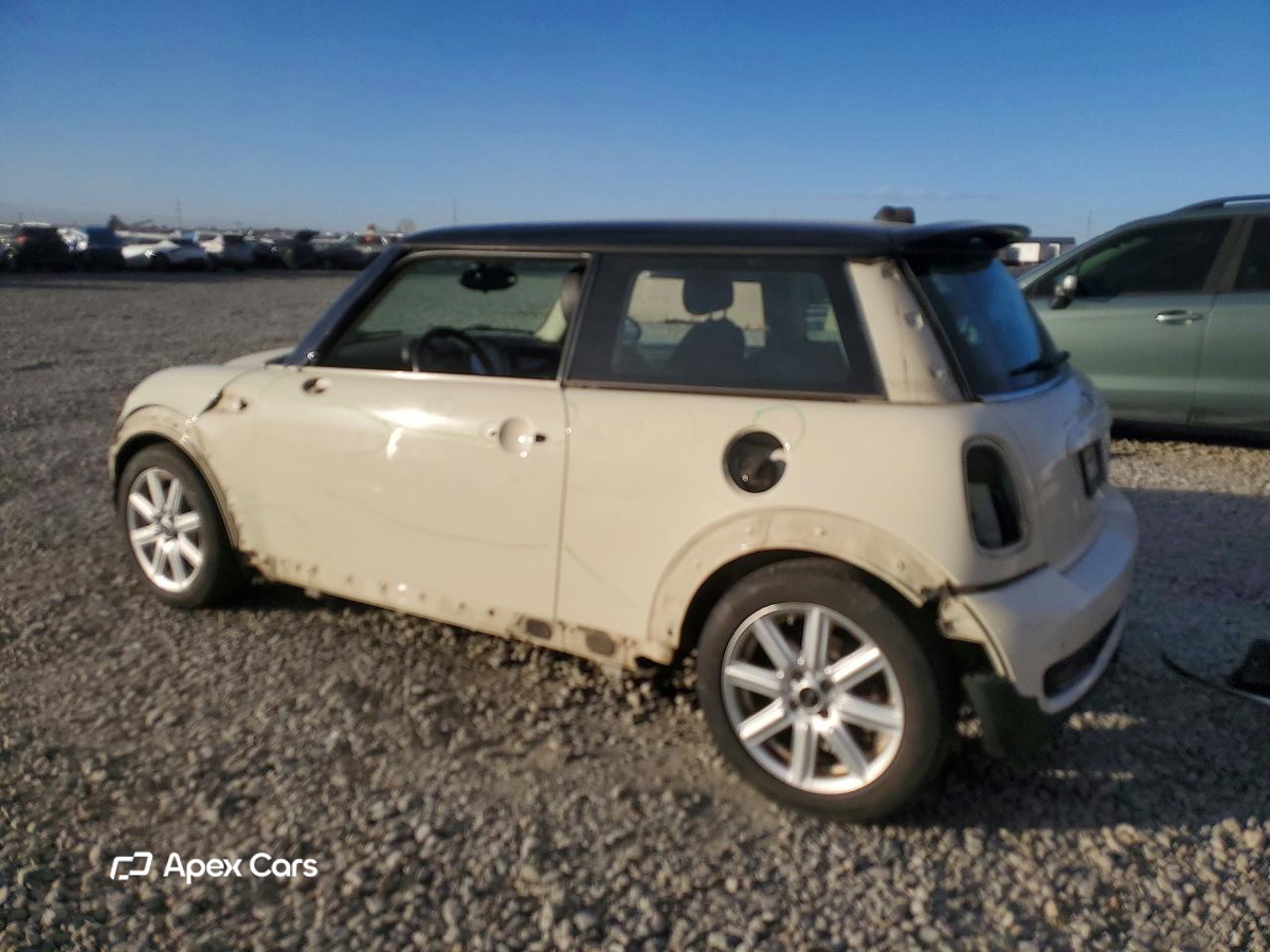 MINI Cooper 2011
