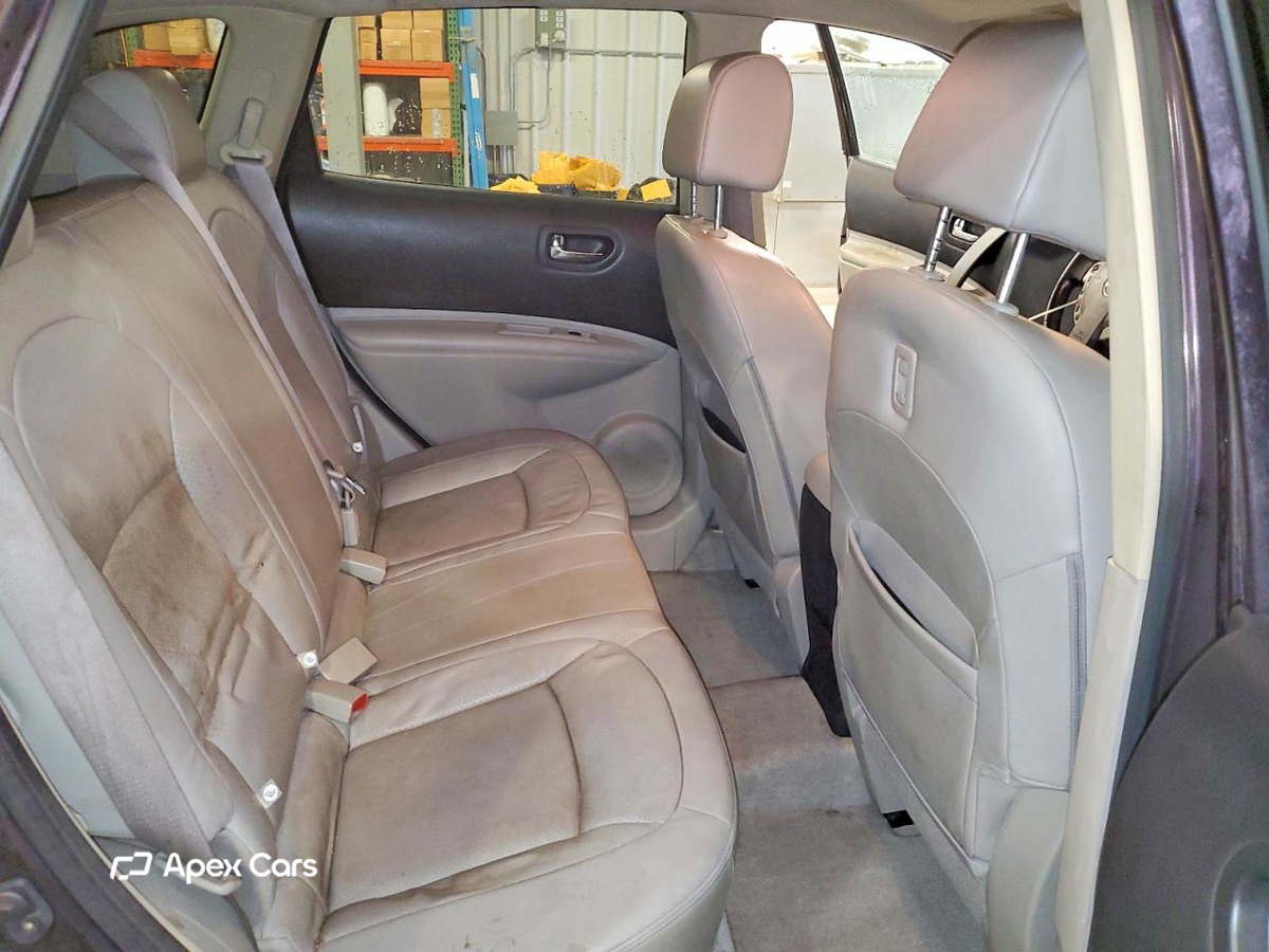 Nissan Rogue 2012