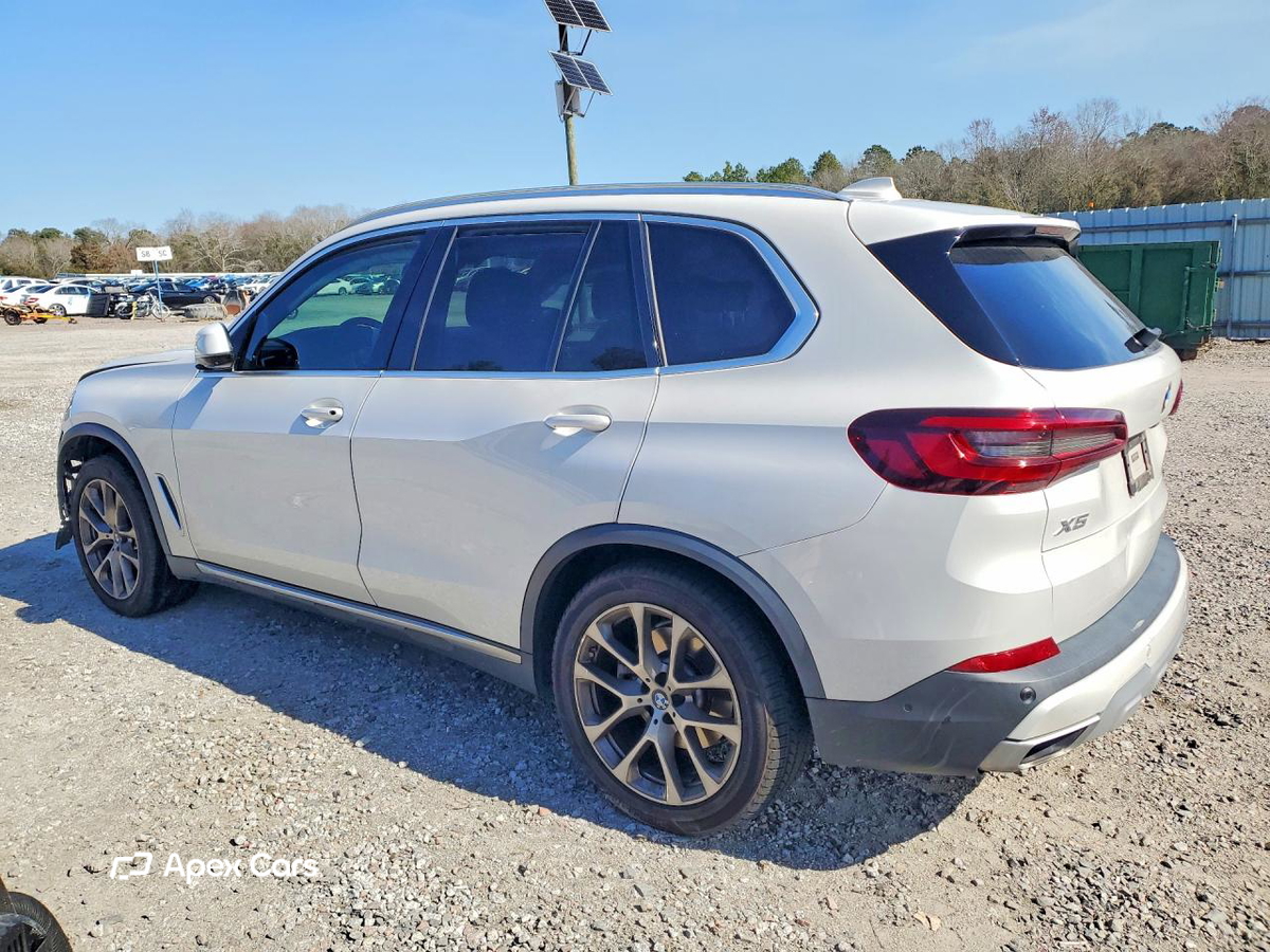 BMW X5 2021