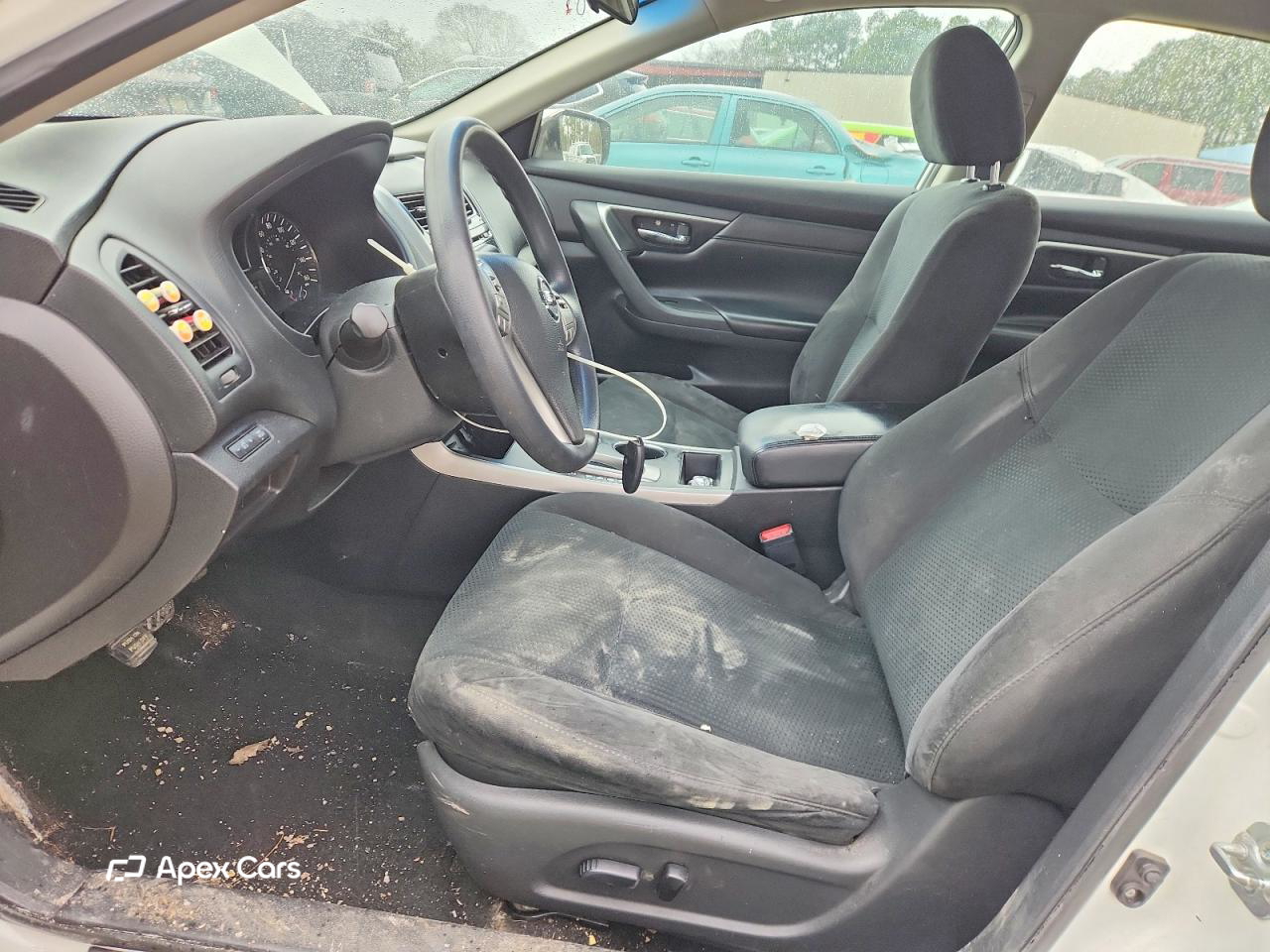 Nissan Altima 2015