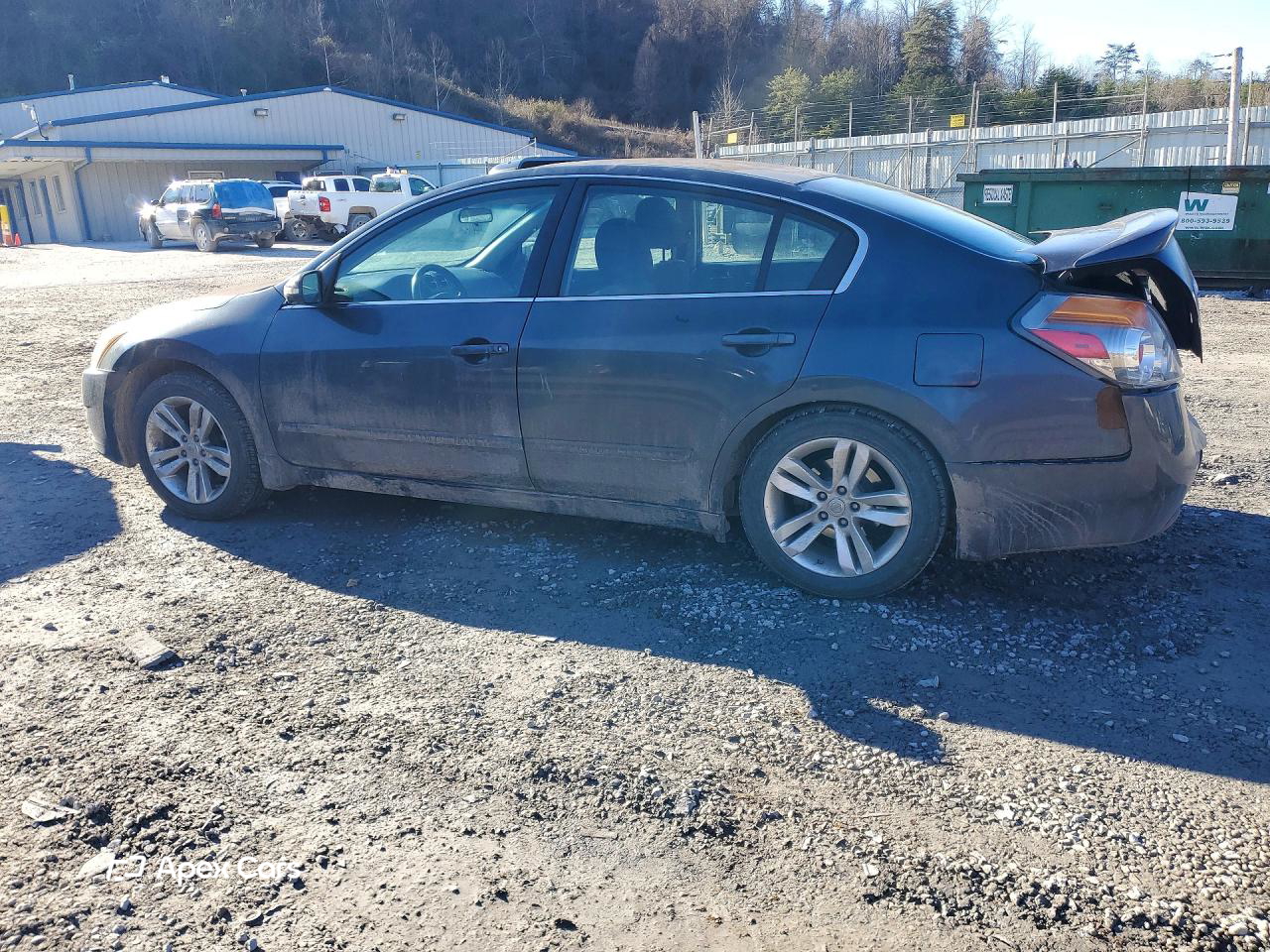 Nissan Altima 2011