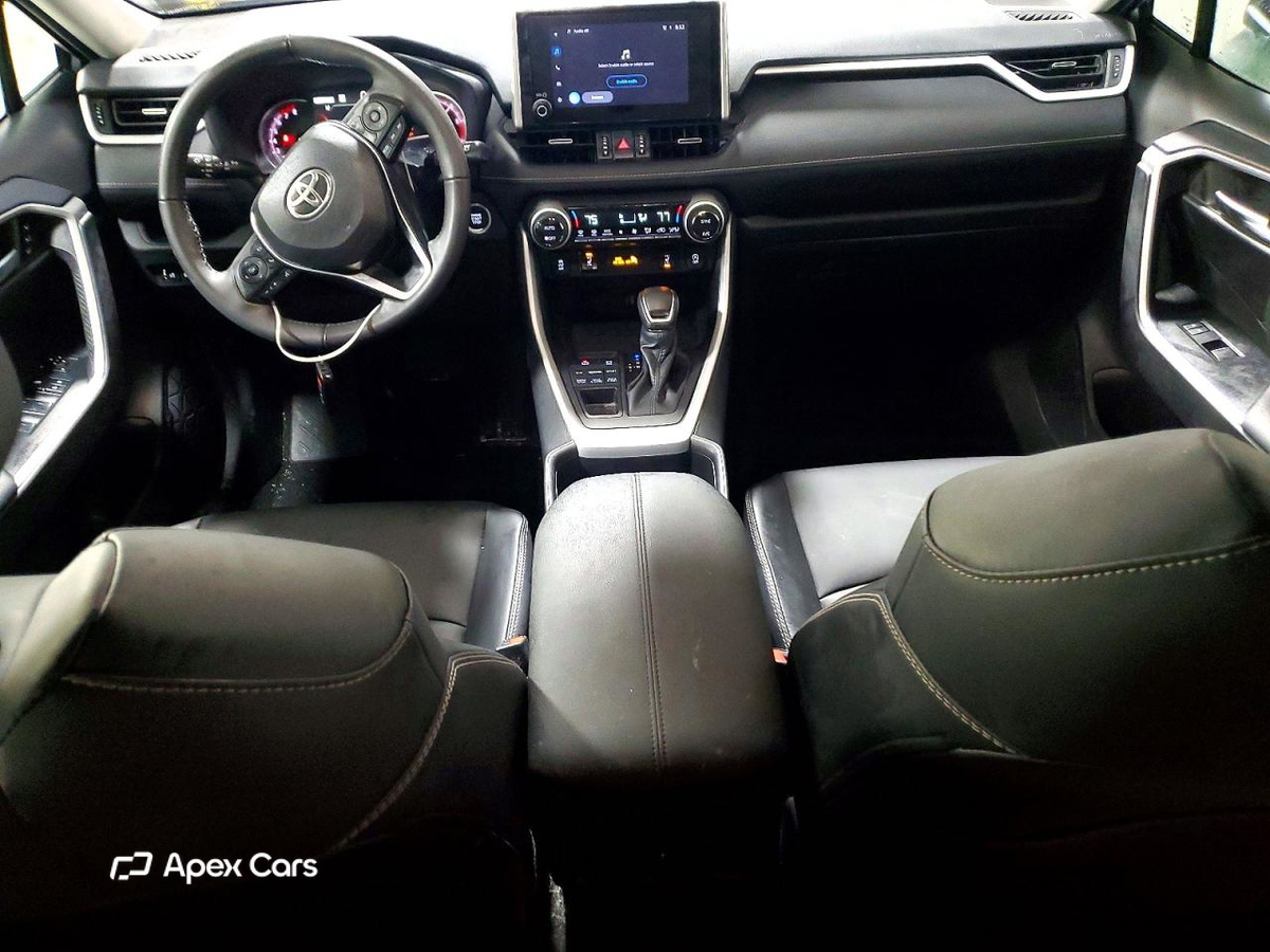 Toyota RAV 4 2025