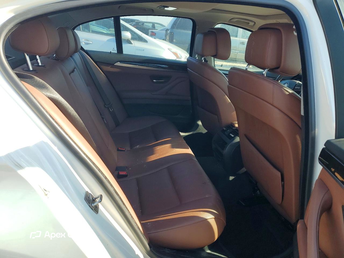 BMW Series 5 2011