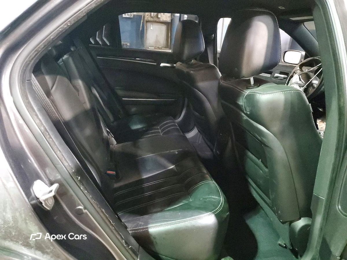 Chrysler 300 2017