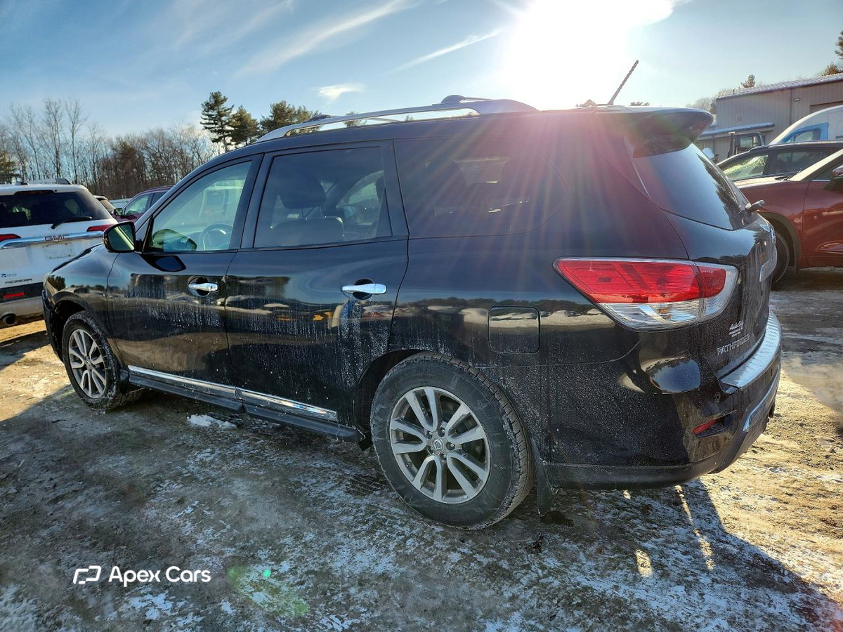 Nissan Pathfinder 2015