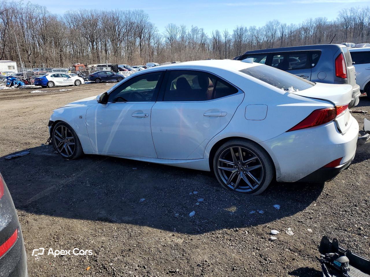 Lexus IS 2018