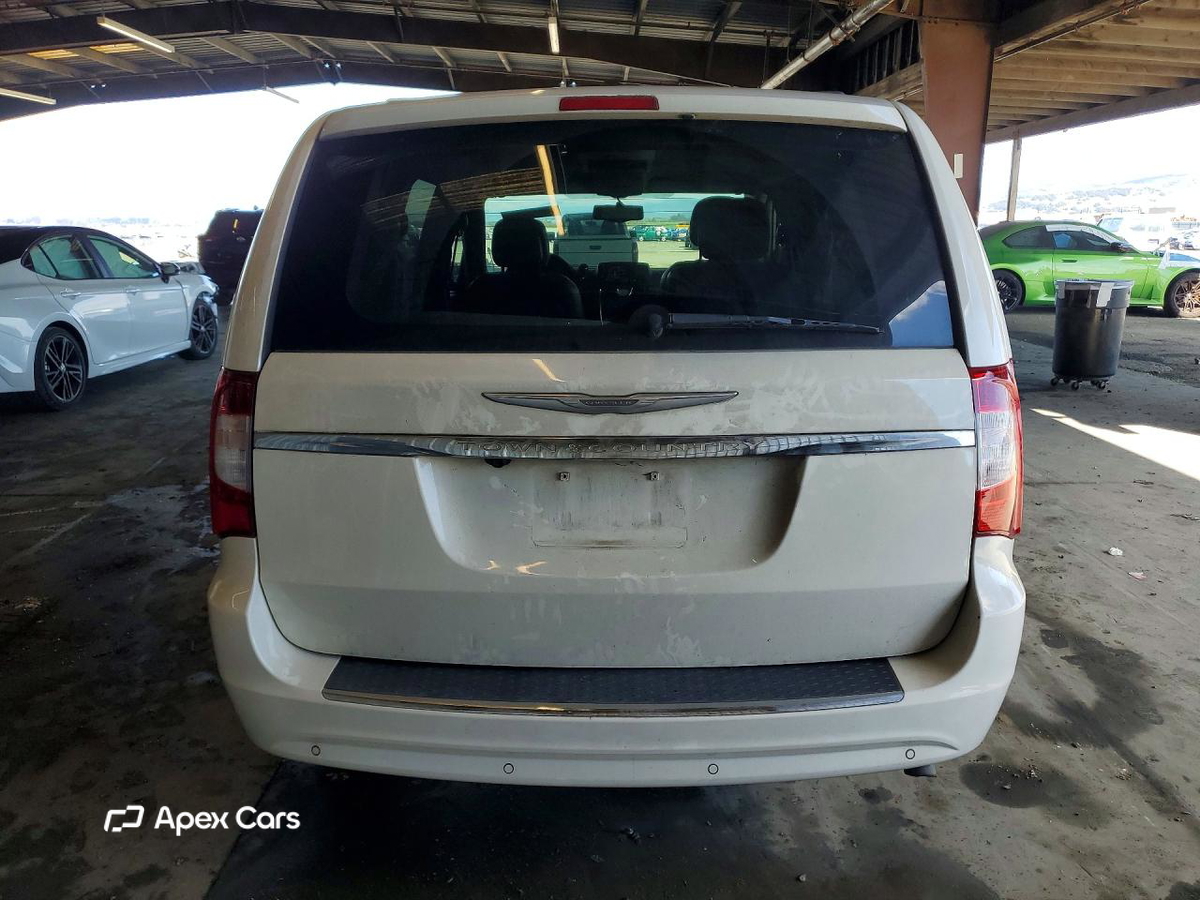 Chrysler Voyager 2013
