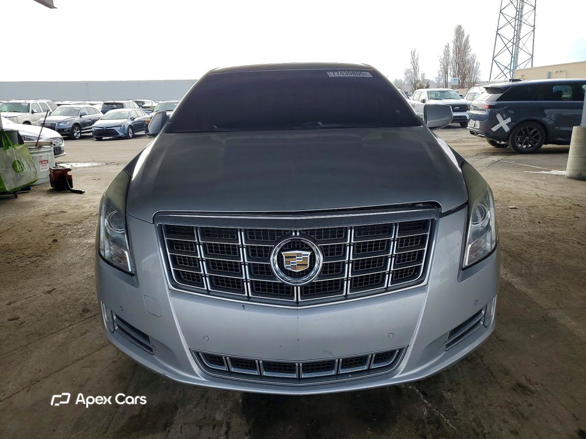 Cadillac XTS 2013