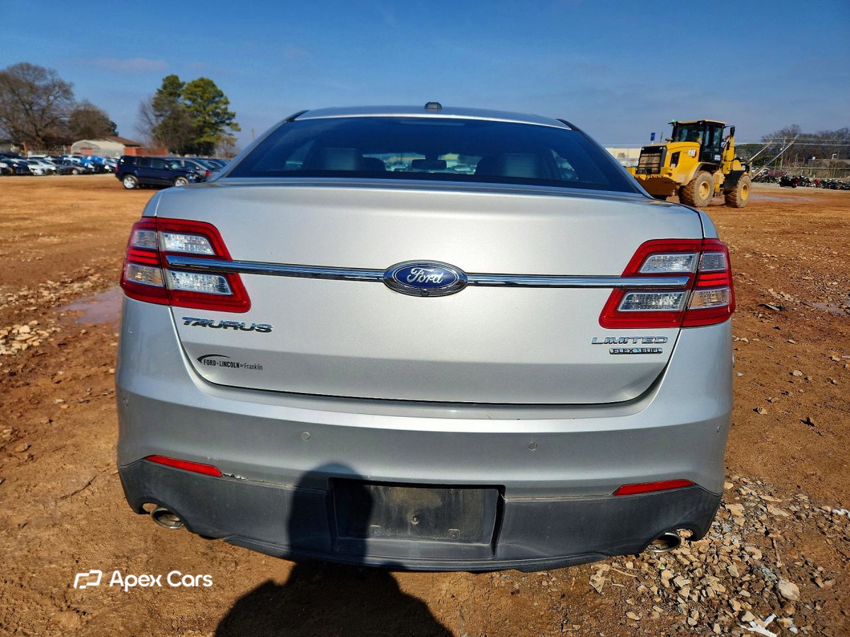 Ford Taurus 2014