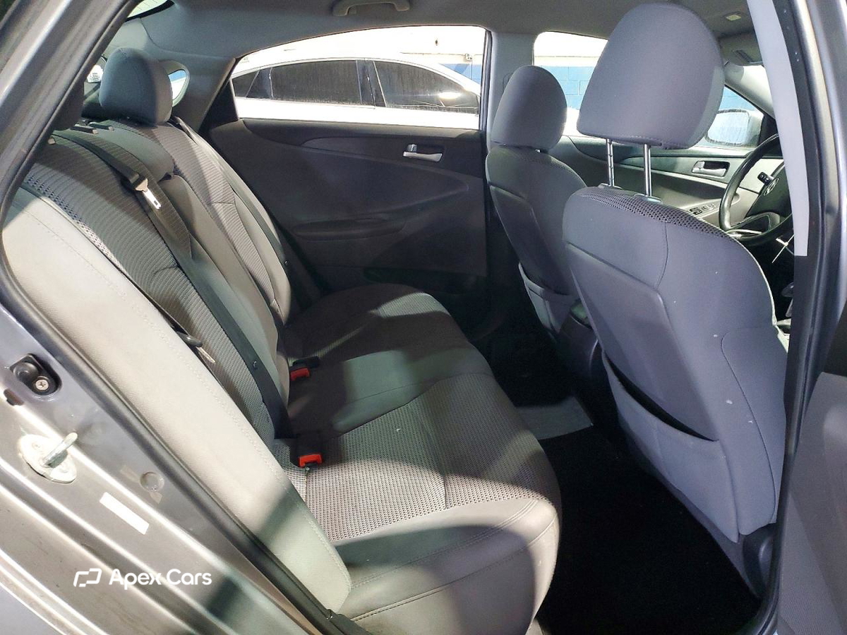 Hyundai Sonata 2011