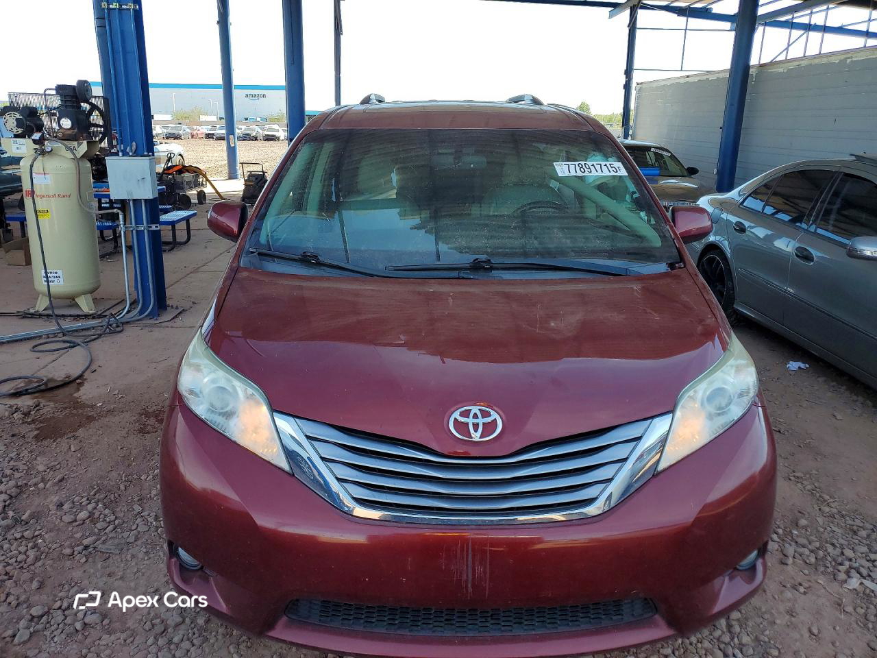 Toyota Sienna 2016