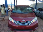 Toyota Sienna 2016