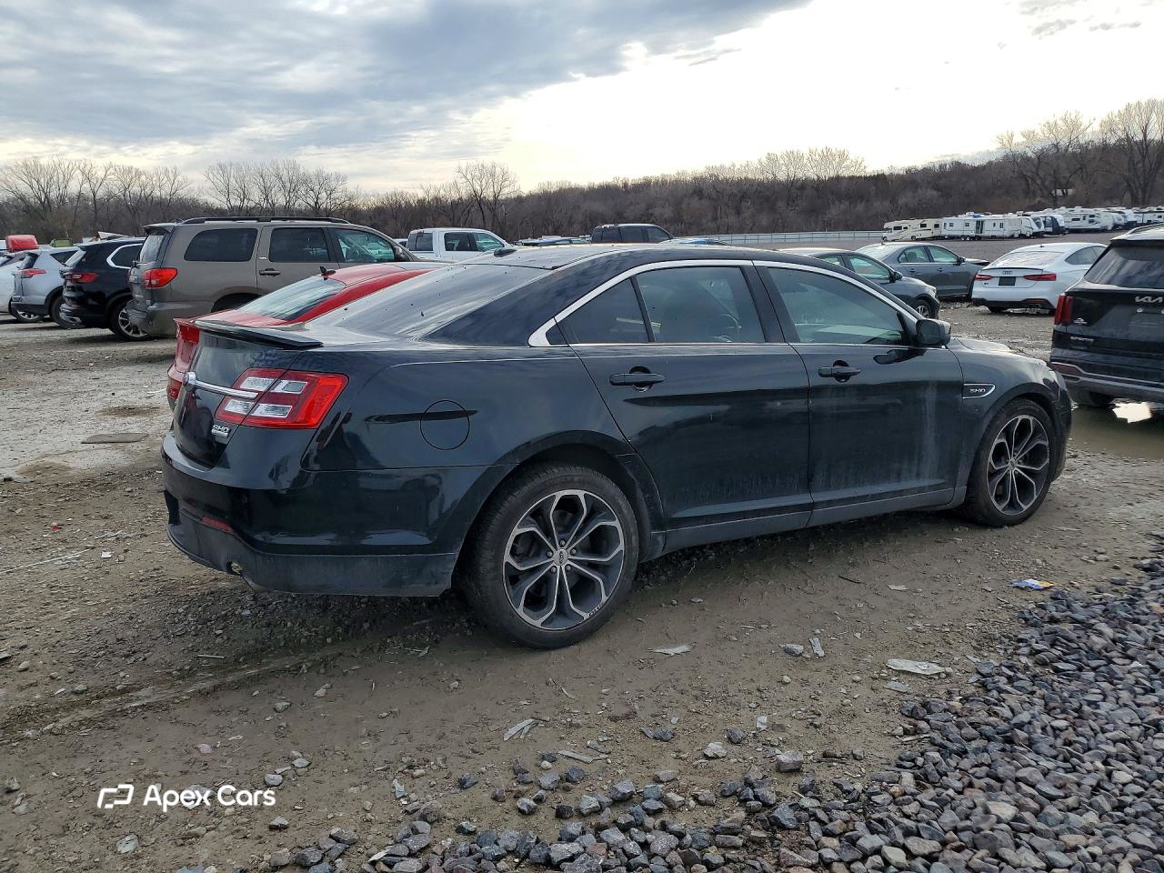 Ford Taurus 2015