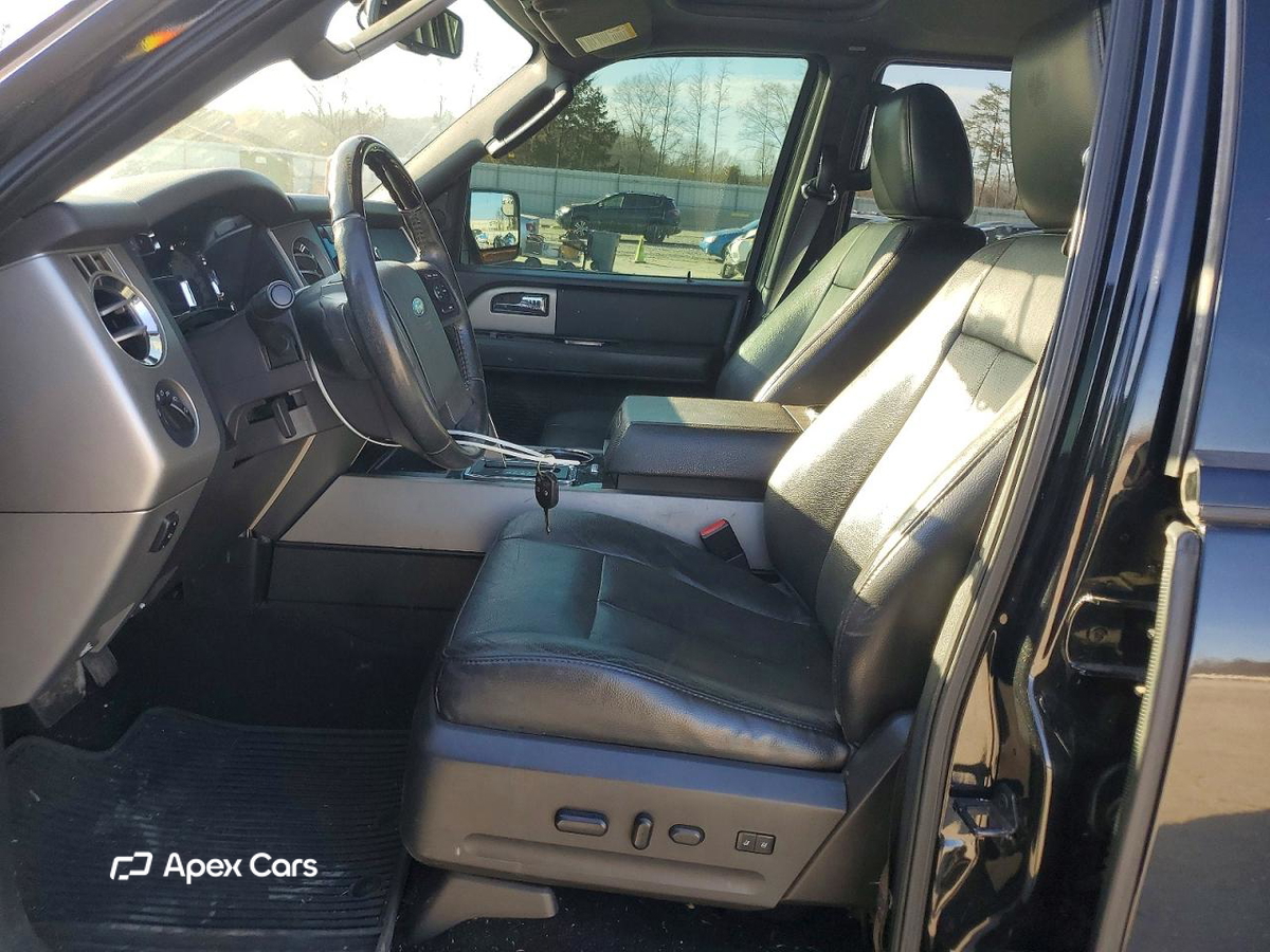Ford Expedition 2012