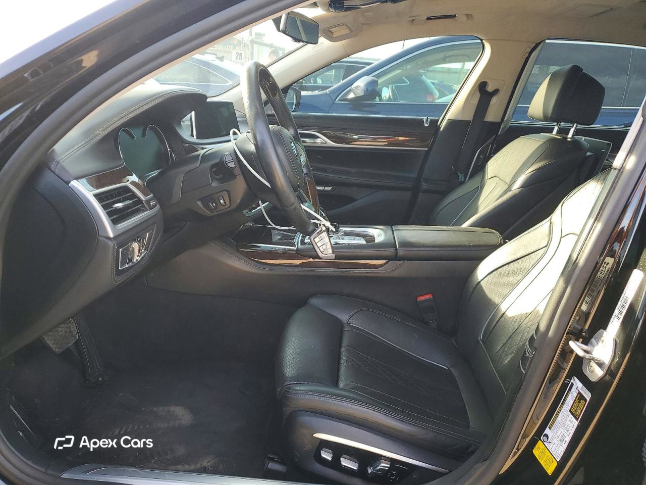 BMW Series 7 2016