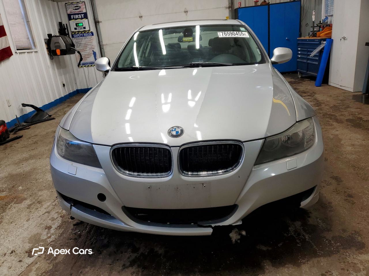 BMW Series 3 2011
