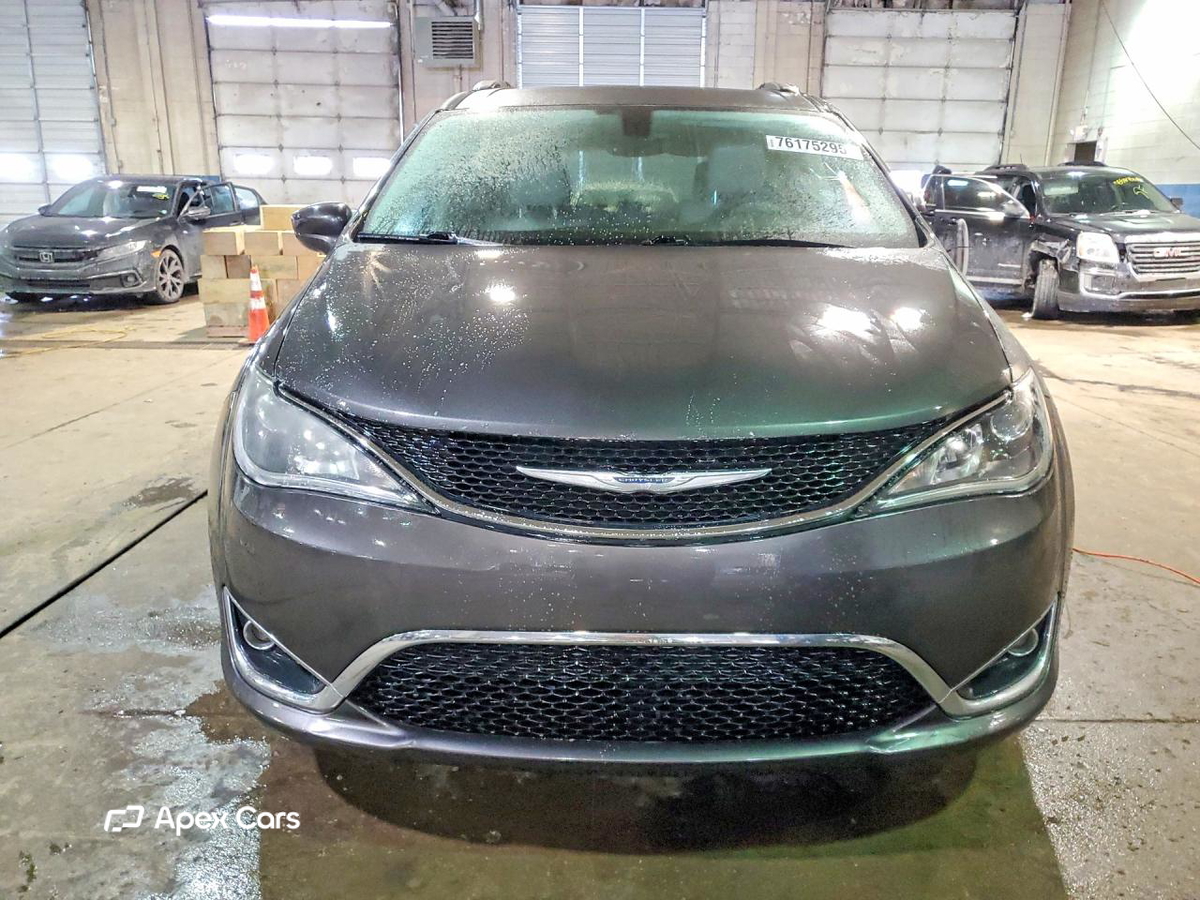 Chrysler Pacifica 2017