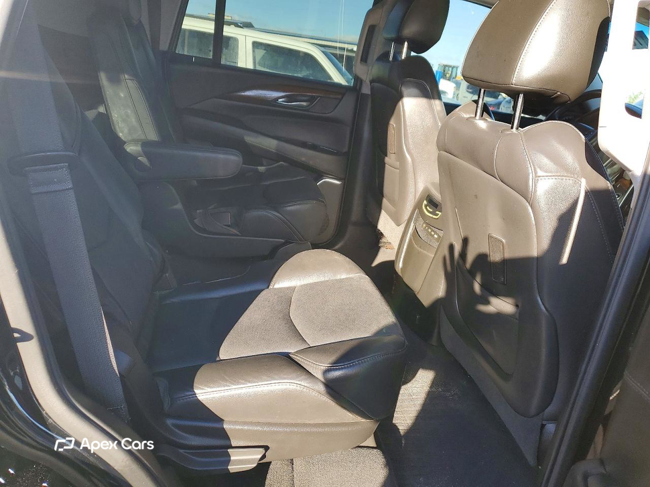 Cadillac Escalade 2018