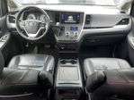 Toyota Sienna 2015