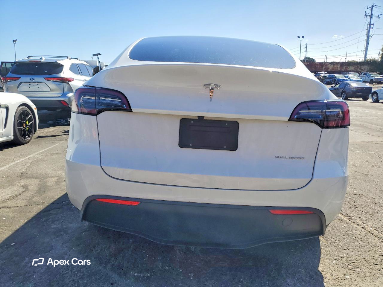 Tesla Model Y 2023