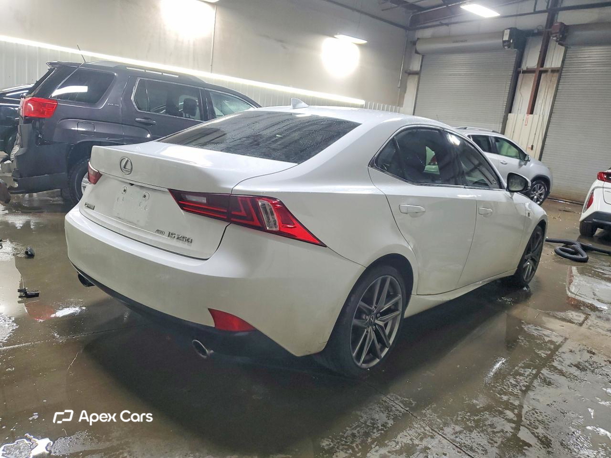 Lexus IS 2015