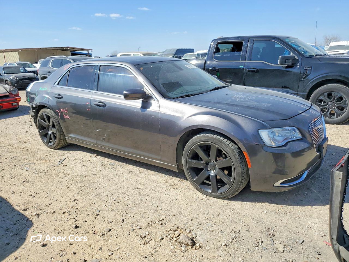 Chrysler 300 2016