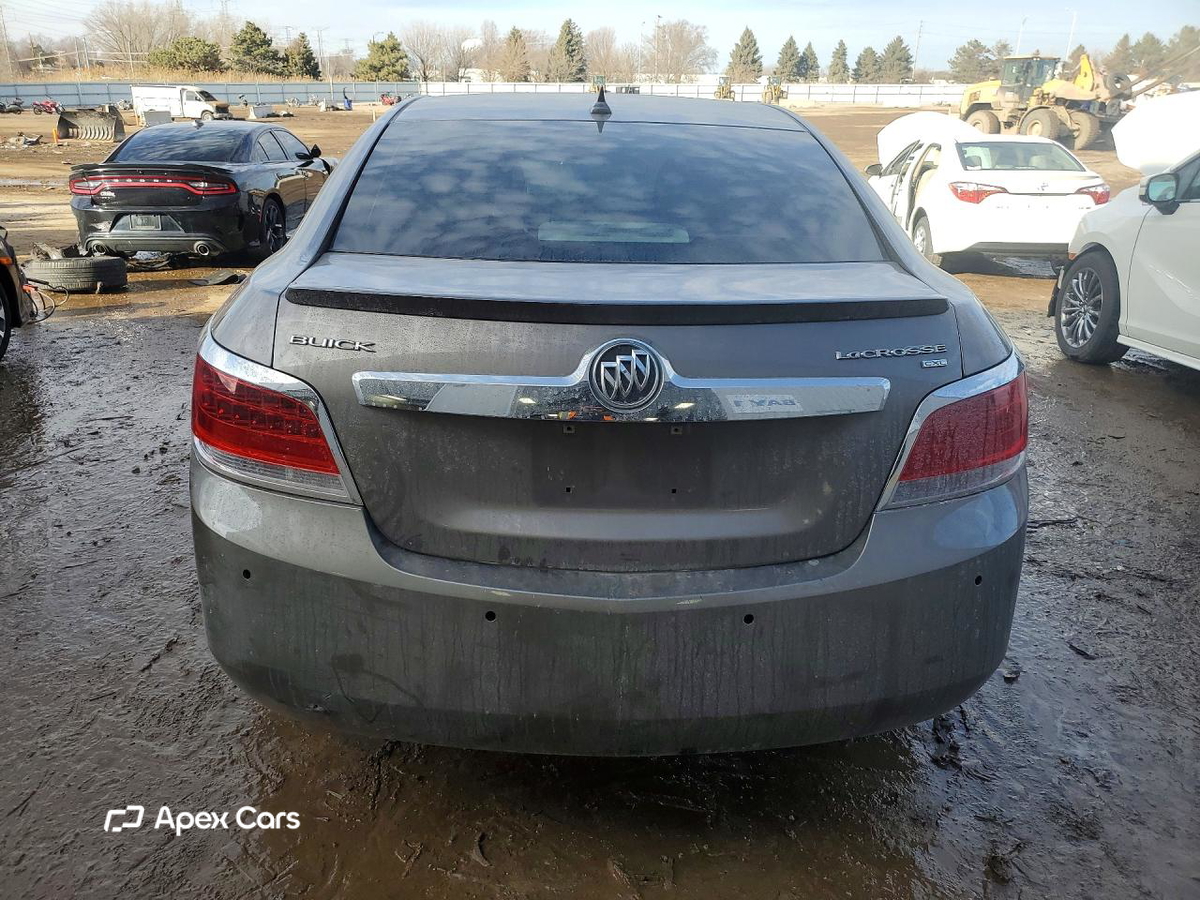 Buick LaCrosse 2011