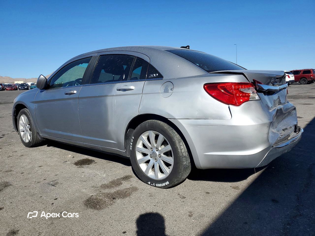 Chrysler 200 2013