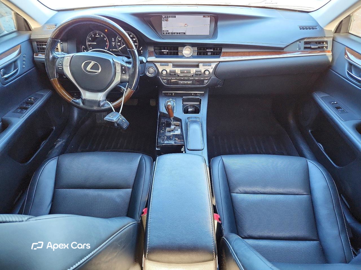 Lexus ES 2015