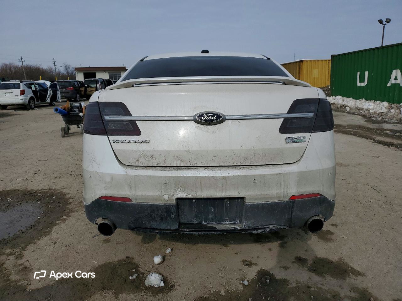 Ford Taurus 2015