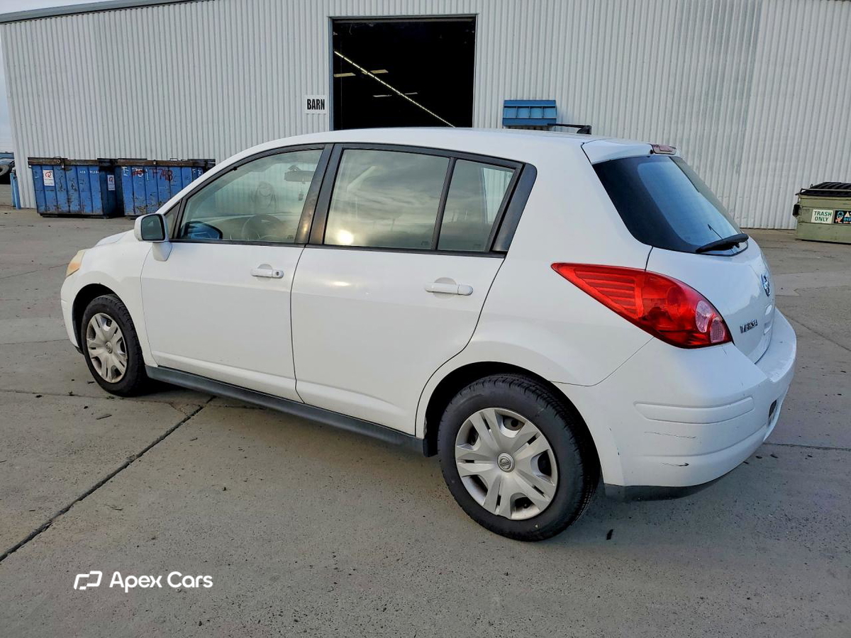 Nissan Versa 2012